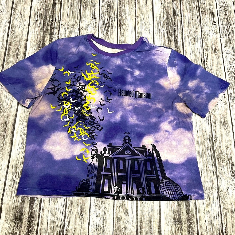Ladies Medium Disney Haunted Mansion tie dye cropped graphic shirt guc